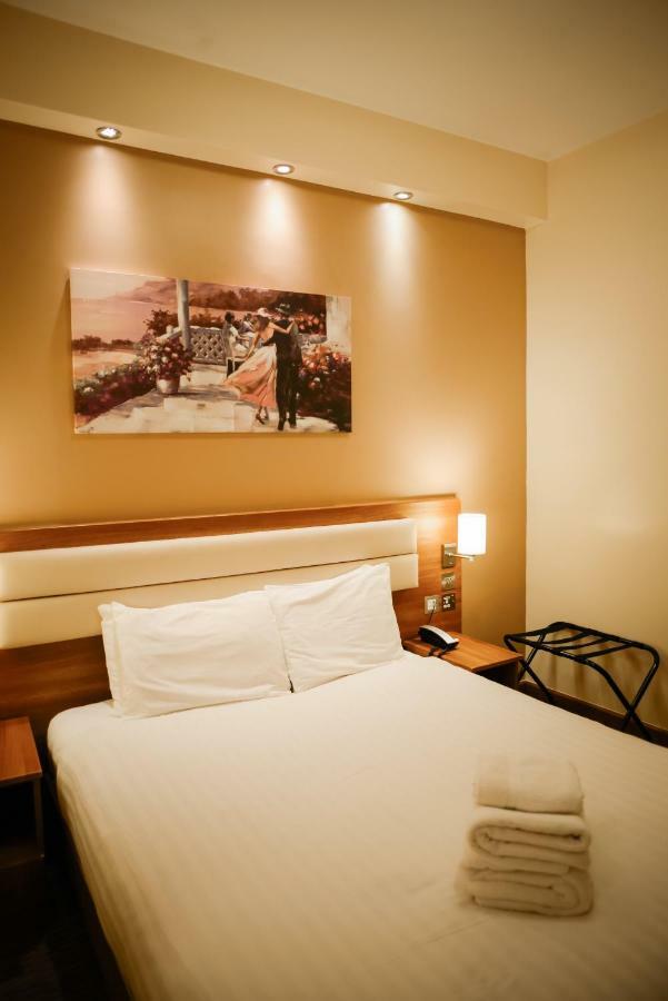 הייז Airlink Hotel מראה חיצוני תמונה