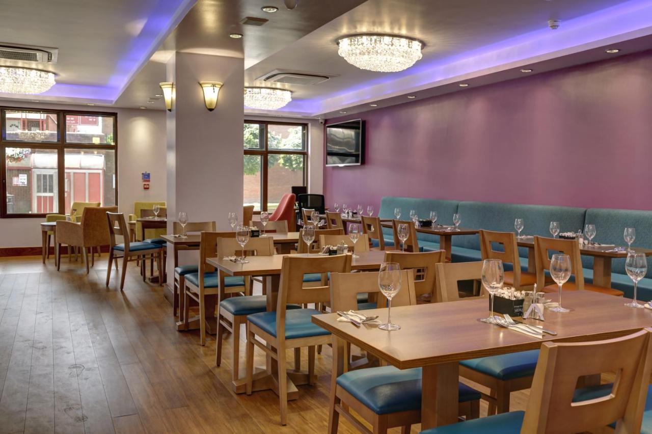 הייז Airlink Hotel מראה חיצוני תמונה